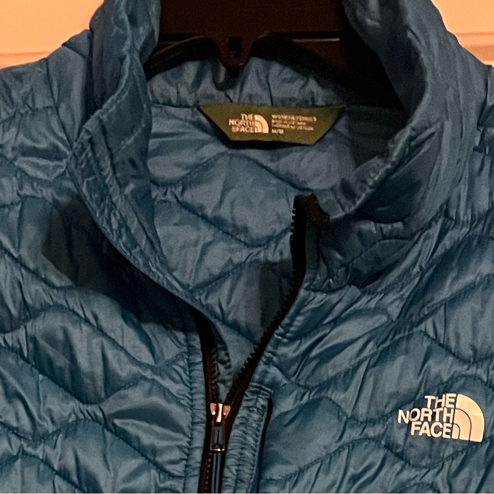 Excellent Condition The North Face Jacket. Limite… - image 6